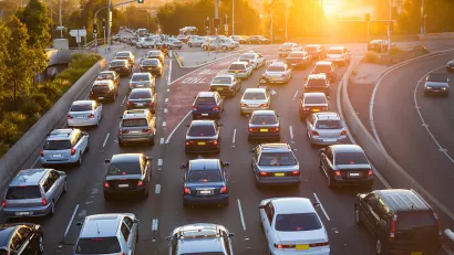Congestion versus mobility