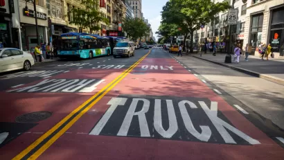 Manhattan Bus Transit