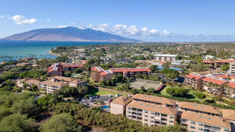 Aerial of condo complex in Hawaii.