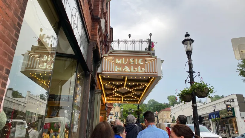 Crowds in front of a theater