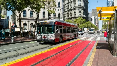 Muni Bus Market Street