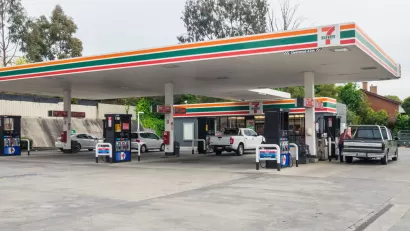 Gas Station 7-Eleven