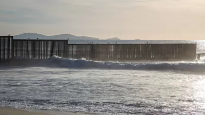 Imperial Beach Border