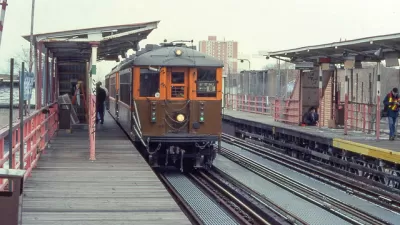 CTA El Train