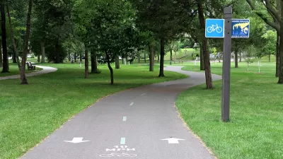 Bike path, part of Grand Rounds Scenic Byway in Minneapolis, Minnesota.