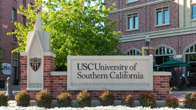 Brick "USC University of Southenr California" sign at entrance to campus