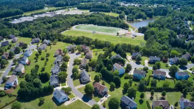 Aerial view of single-family homes in Atlanta, Georgia suburb