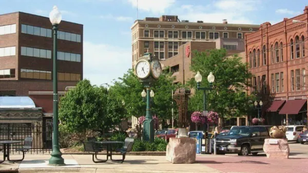 Square in downtown Sioux Falls, South Dakota with decorative clock.