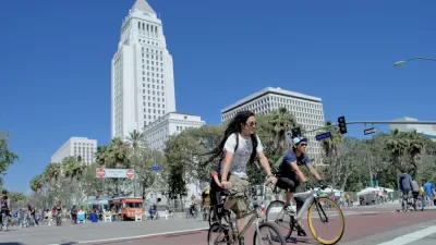 La City Hall Cycling