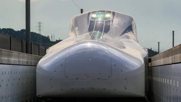 A maglev train undergoing testing by Central Japan Railway at the Yamanashi Maglev Test Track. 
