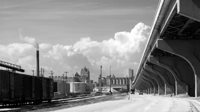 Milwaukee, Port, Black & White, Rail