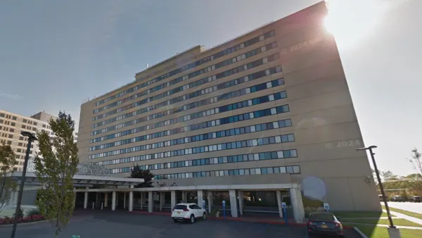 Google Street View of former JFK Hilton Hotel in Jamaica, Queens.