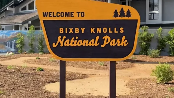 Sign for "Bixby Knolls National Park" in NPS style.