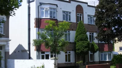 Small-Scale Apartment