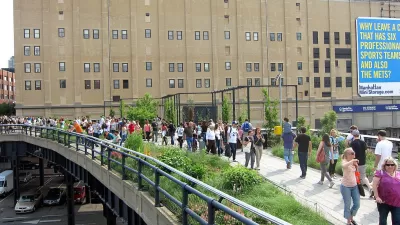 High Line Crowds