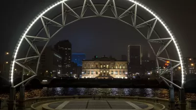 Des Moines