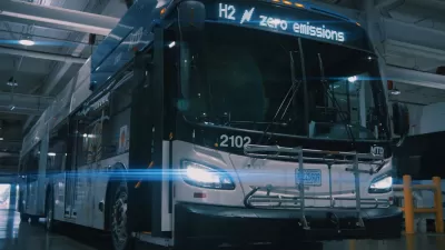 Hydrogen-powered zero-emissions public bus