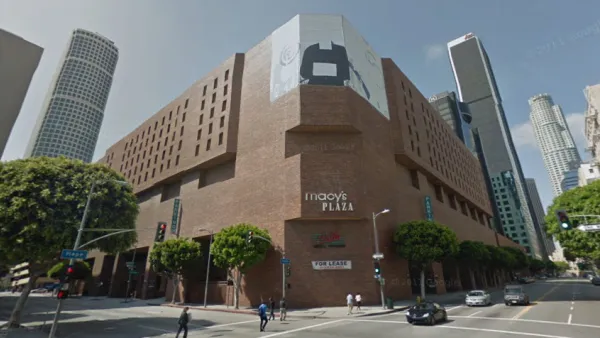 Macy's Plaza Los Angeles 