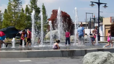 play fountain