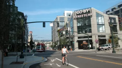 Portland Streetcar Bike