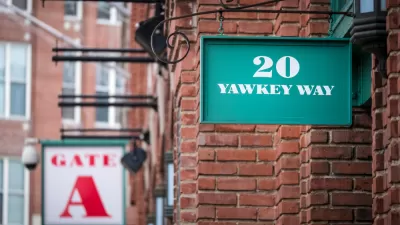 Yawkey Way, Boston