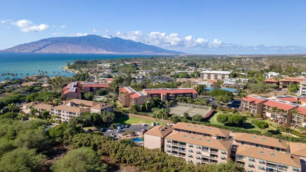 Aerial of condo complex in Hawaii.