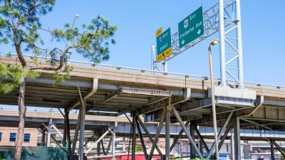 Claiborne Ave expressway passing over Claiborne Avenue in New Orleans