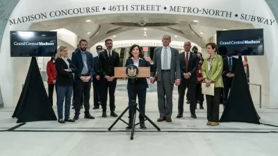 New York Governor Kathy Hochul announces transit project in concourse for new Grand Central Madison station