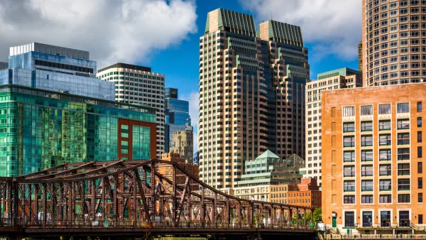 Fort Point Channel 