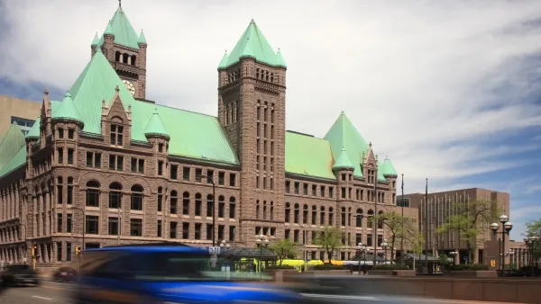 Minneapolis City Hall building with green roof.