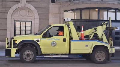 Chicago Tow Truck