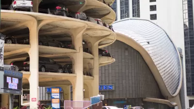 Marina City House of Blues parking