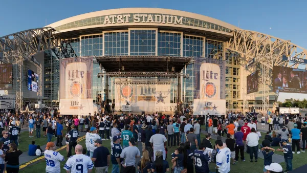 Crowd in front of AT&T stadium in Arlington, Texas.