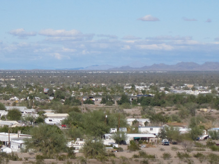 RVs spreading out into the BLM land outside Quartzsite, AZ