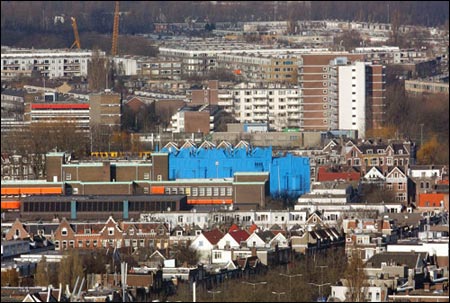 Blue Building in Rotterdam Skyline - Florentijn Hofman